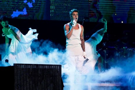 China bans Justin Bieber for his 'bad behaviour'