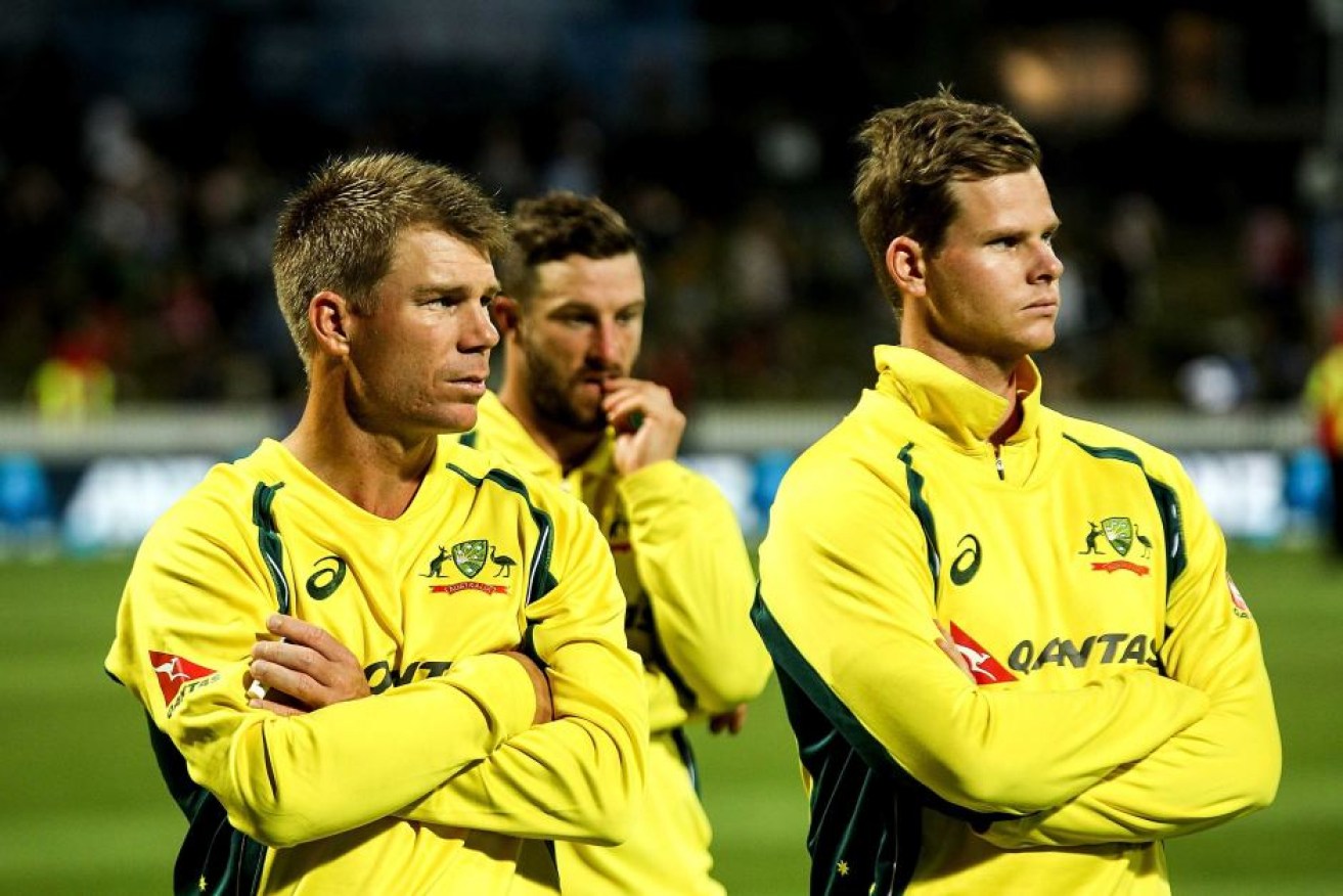 Australia's elite cricketers are out of contract with a tour of Bangladesh looming.