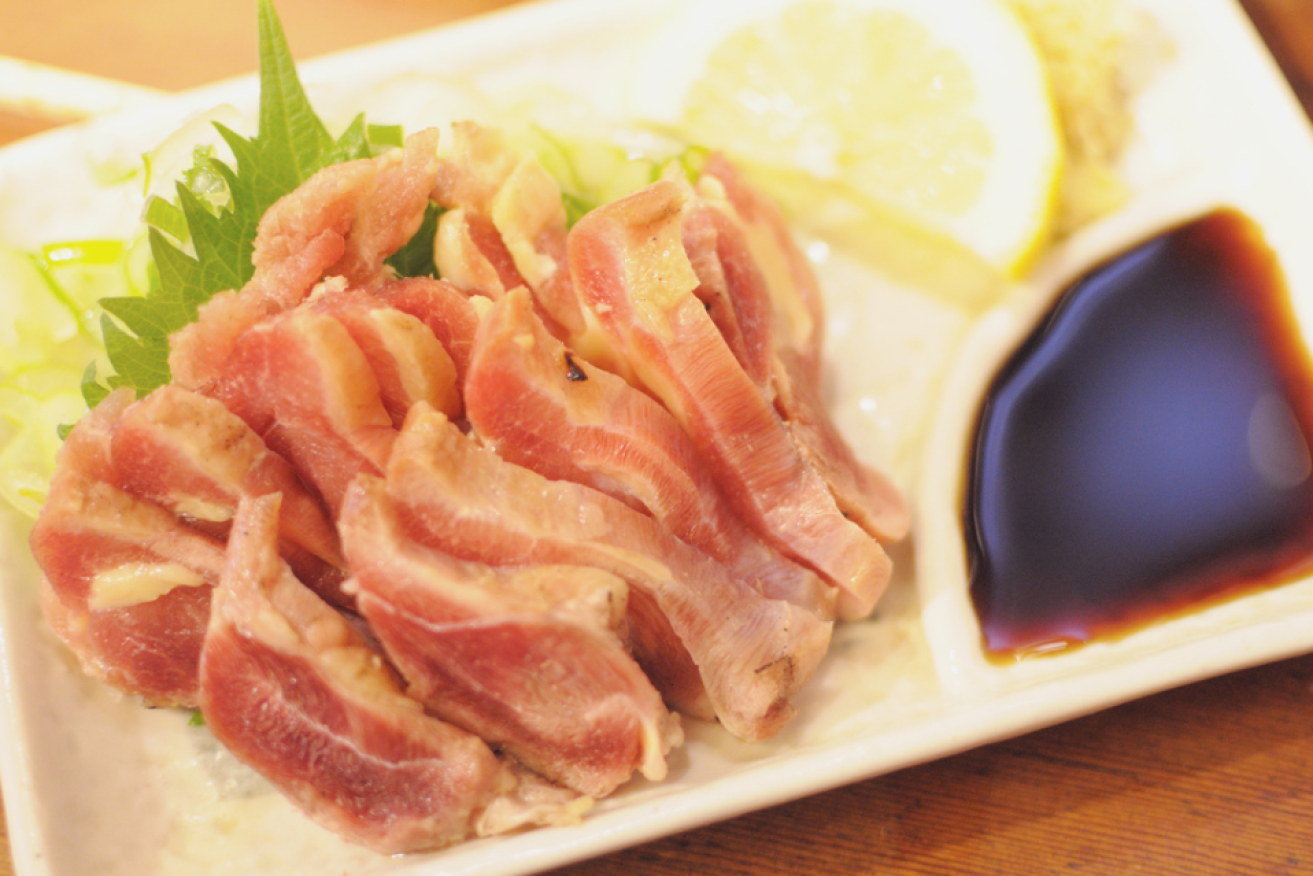 Is chicken safe to eat raw like sashimi?