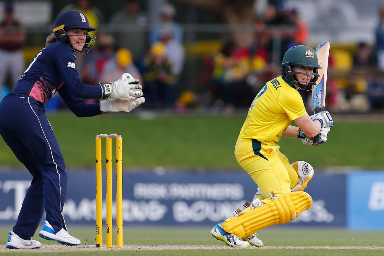 Alex Blackwell was the mainstay for Australia as it chased down England's total.