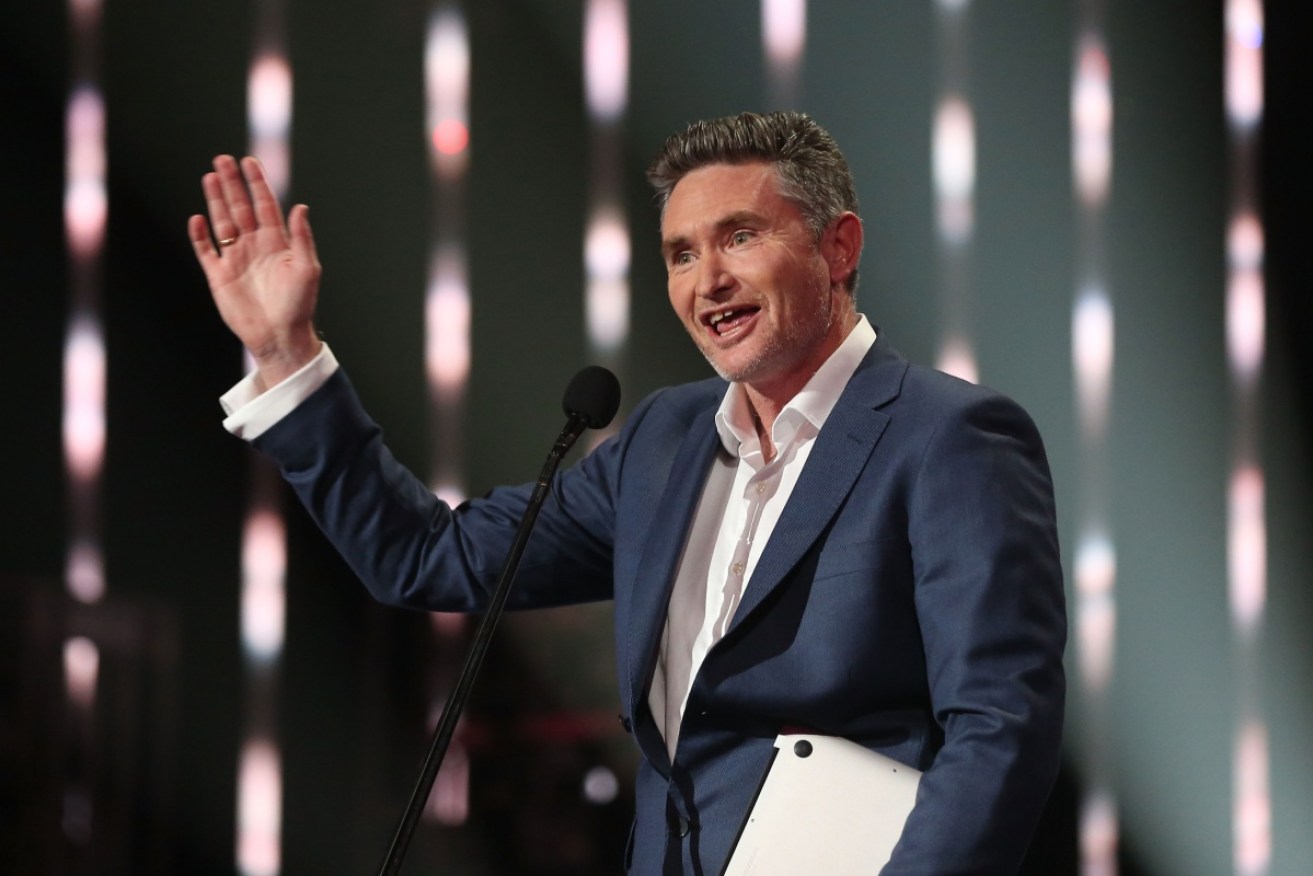 Comedian Dave Hughes is leaving Channel Nine and <i>The Footy Show</i> for his own program on Channel Ten. 