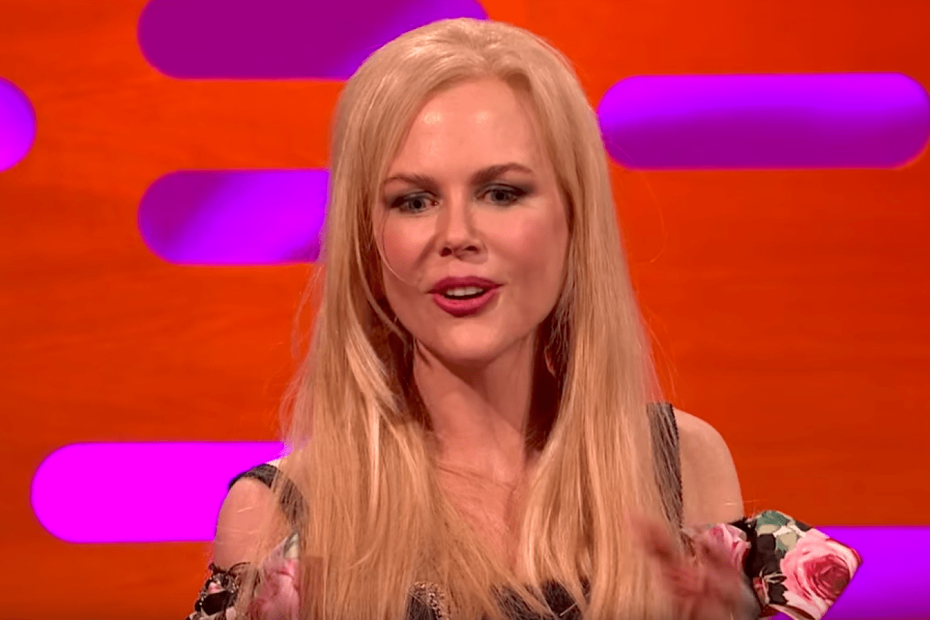 Nicole Kidman has likened kissing Alexander Skarsgard to kissing 'a mannequin'.