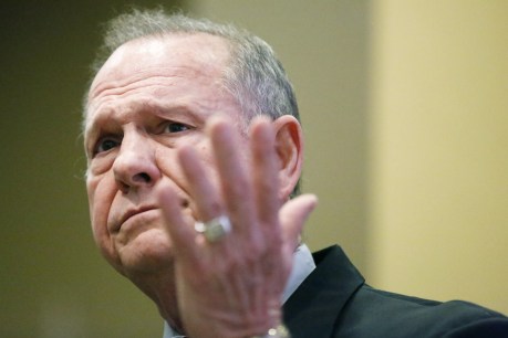 Republicans defend Moore over underage sex claims