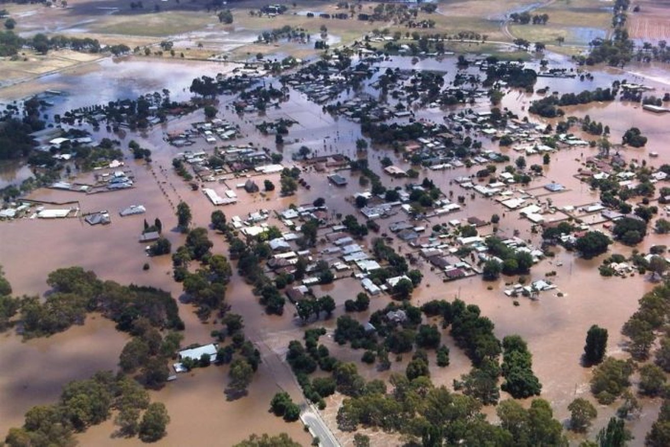 Aerial view of Carisbrook, central Victoria, during the January 2011 floods. 