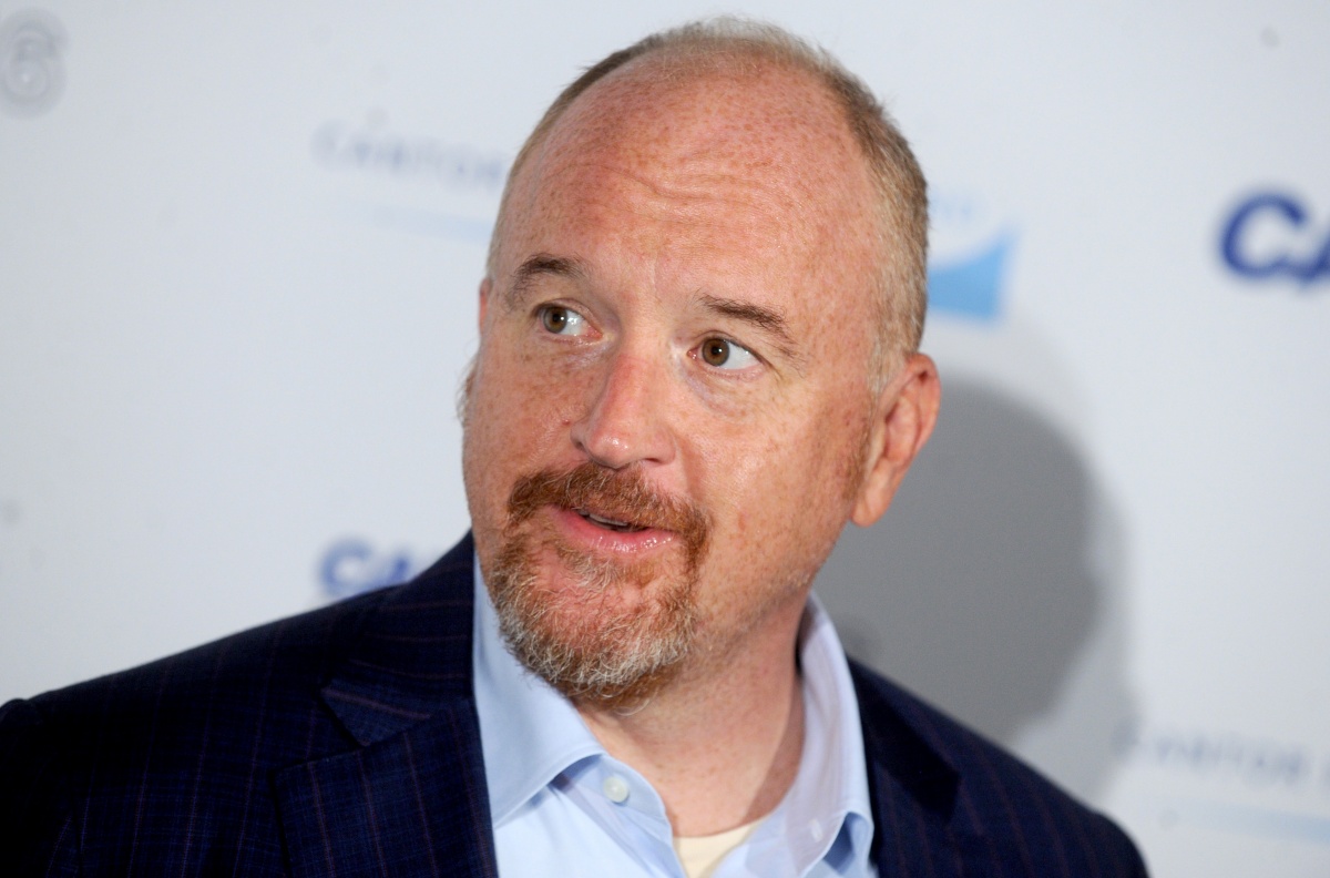'Stories are true' Louis CK issues sexual misconduct apology