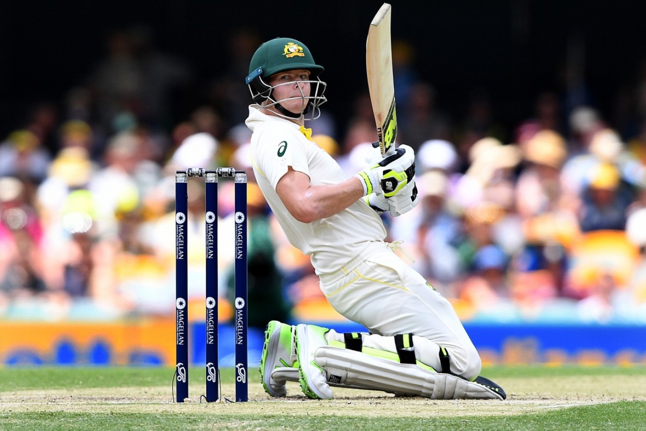 Smith spent a patient 44 minutes in the 90s before scoring his 6th test century against England.