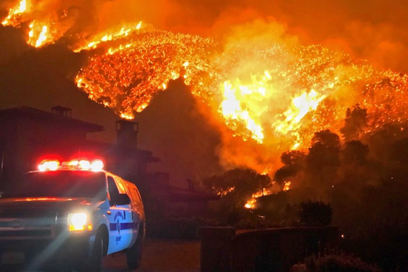 Nearly 8,500 personnel using nearly 1,000 engines and 32 helicopters are battling the blaze.