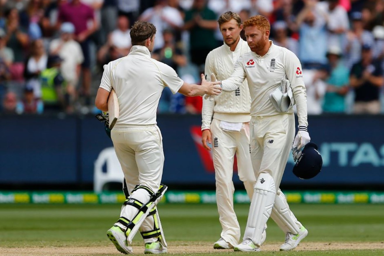 English captain Joe English captain Joe Root sports a face almost as dark as Melbourne's skies as he and Steve Smith agree to declare the fourth Test a draw. 