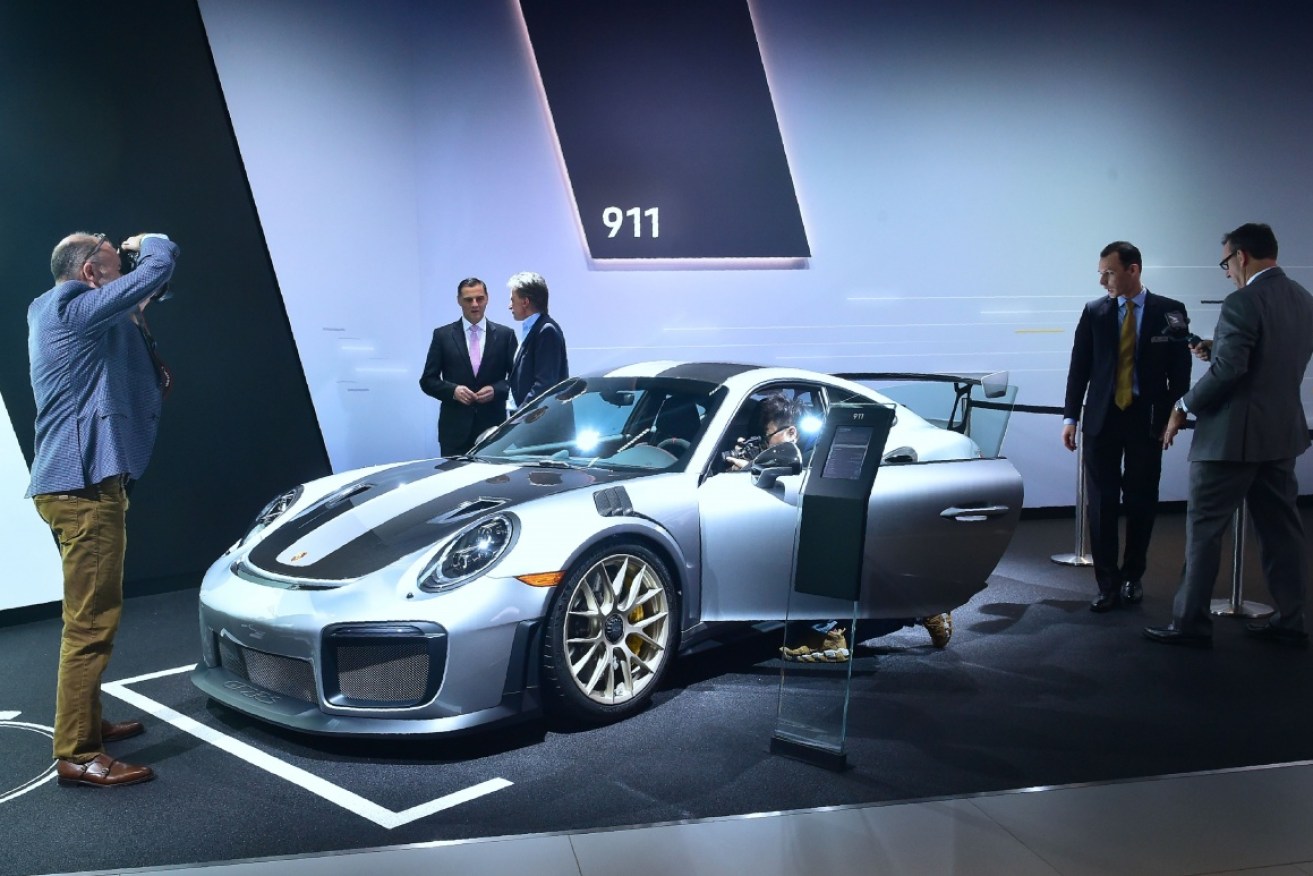Porsche will release its 911 hybrid in either 2020 or 2021. 