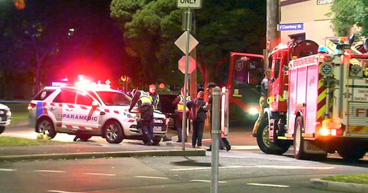 Melbourne stabbings leave one man dead, two seriously injured