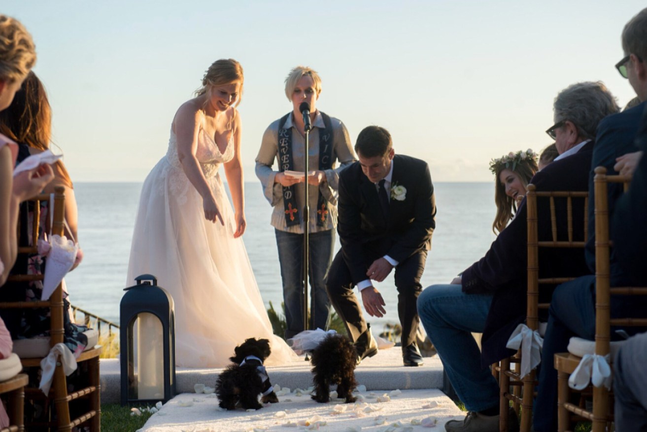 Amy Schumer and her boyfriend Chris Fischer got married in secrecy on Tuesday.