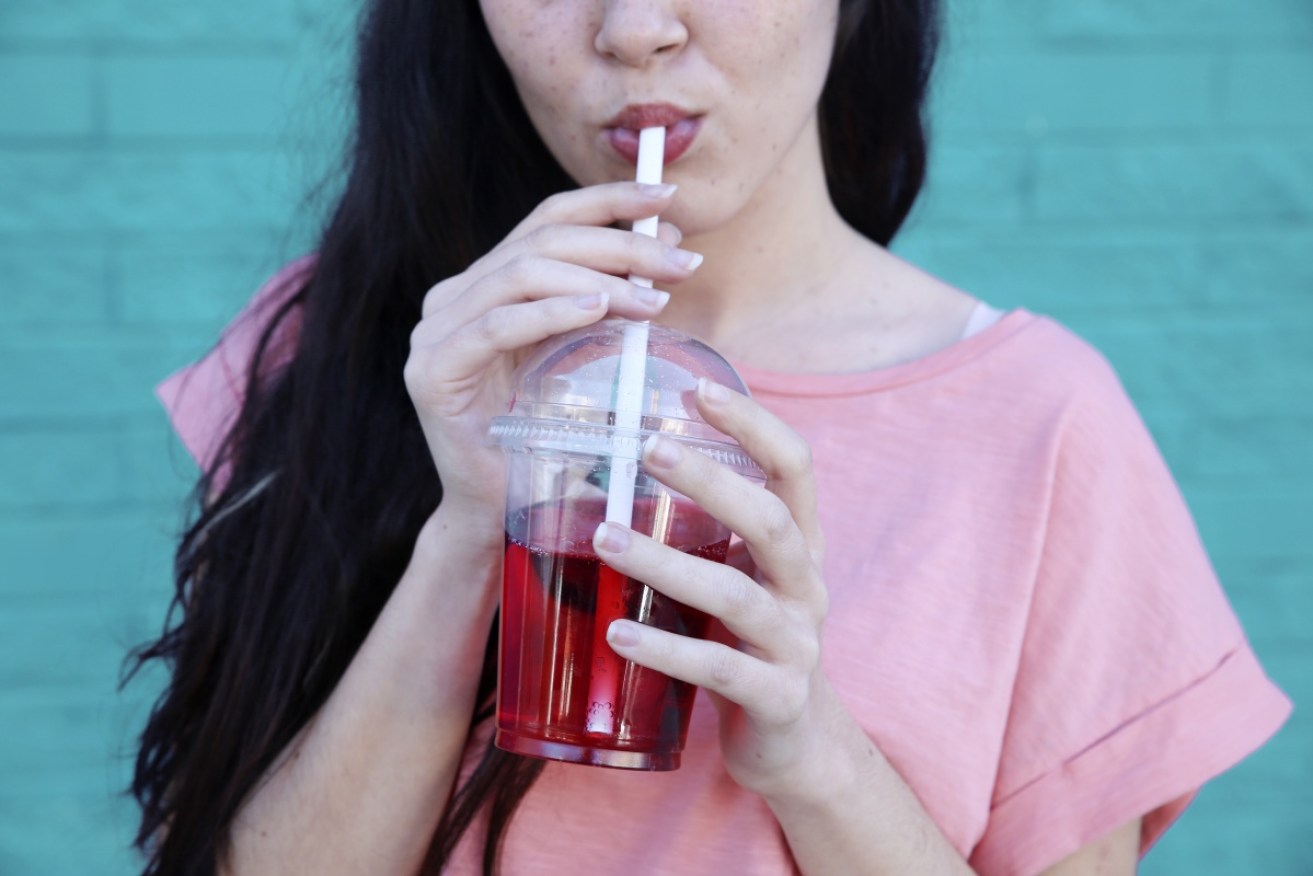 US researchers have found a strong link between sugar-sweetened beverages and ill health. 