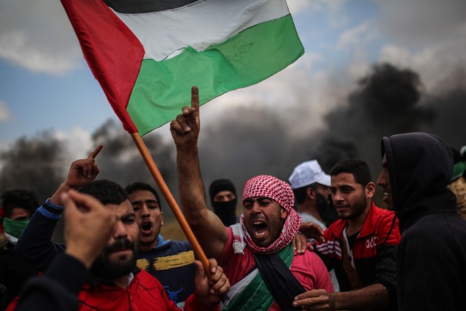 palestinians-march-protest-gaza