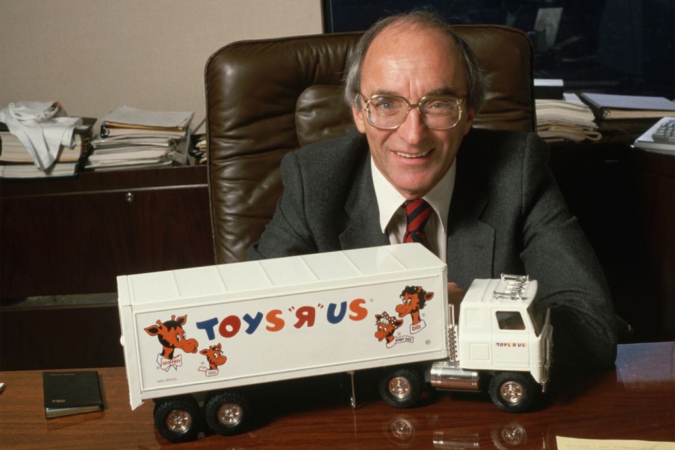 The founder of Toys R Us has died  just days after the chain's announced its shutdown.