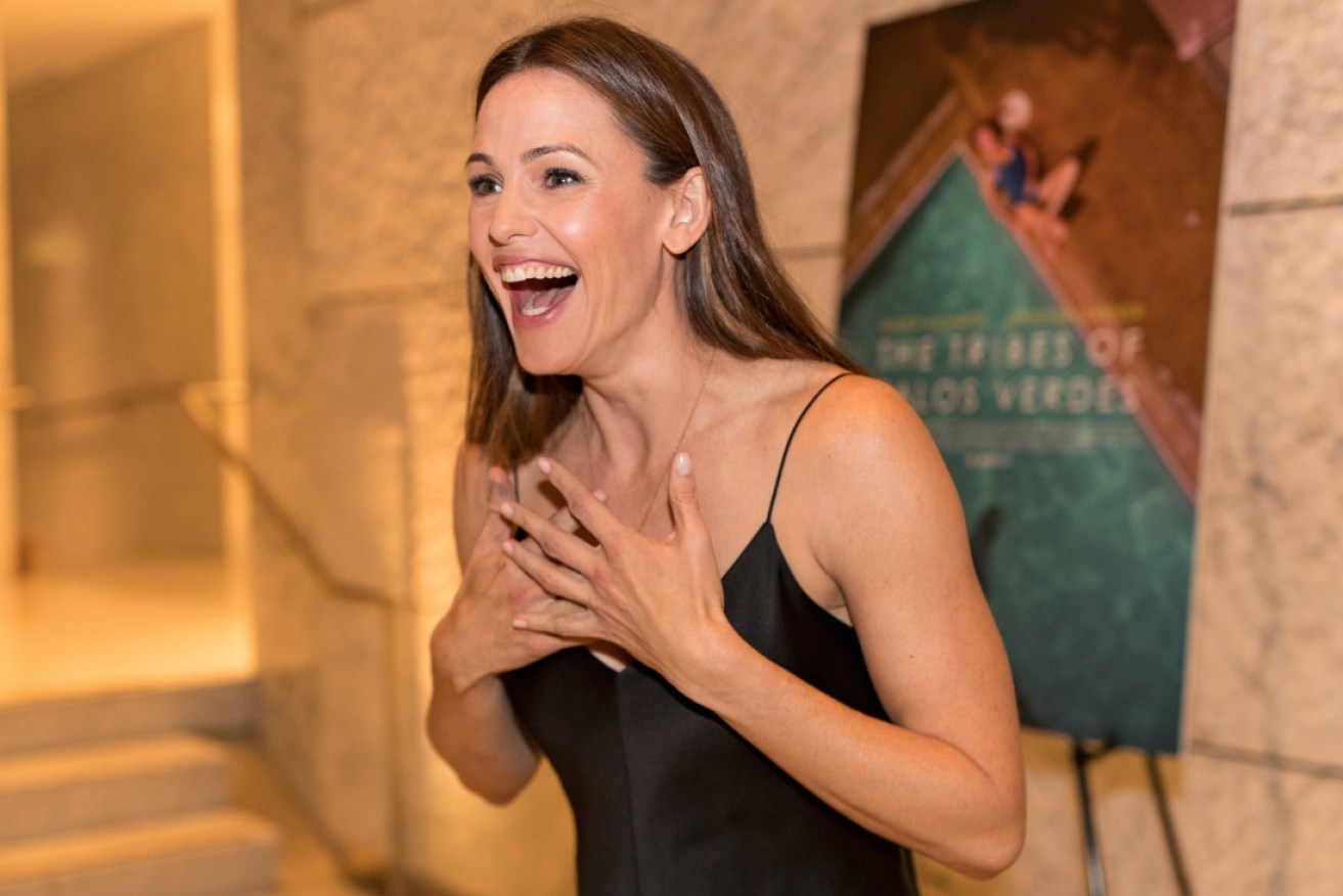 Jennifer Garner's reaction to her viral Oscars reaction meme proves she knows how to laugh at herself.