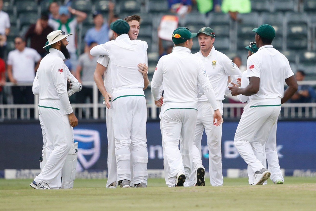Australia have been set an insurmountable target of 612 by South Africa in Johannesburg.

