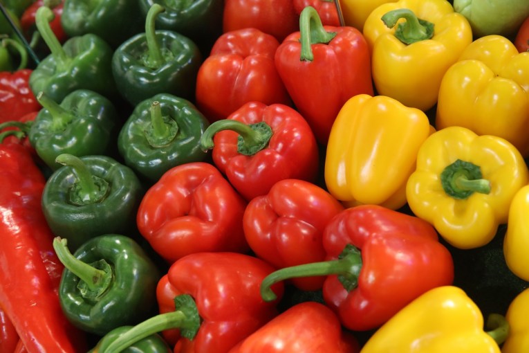 Differences in green, yellow, red peppers explained