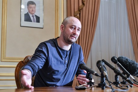 Russian journalist details how he faked his death
