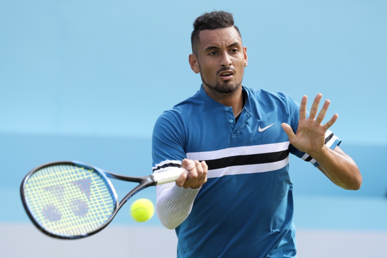 Nick Kyrgios fought back from a set down against former world No.1 Andy Murray at Queen's Club.