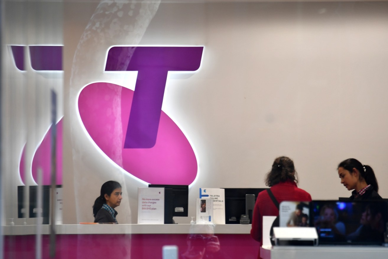 Telstra's outage on Tuesday morning left hundreds of customers without mobile service.