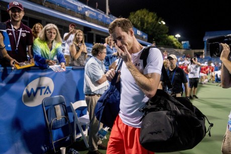 Andy Murray quits tournament after tearful finish