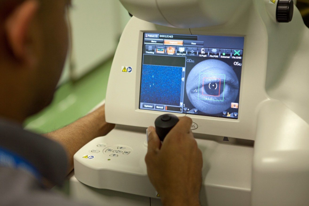 An artificially intelligent program with data from thousands of NHS patients can spot key signs of eye disease as well as experts, a study has shown.