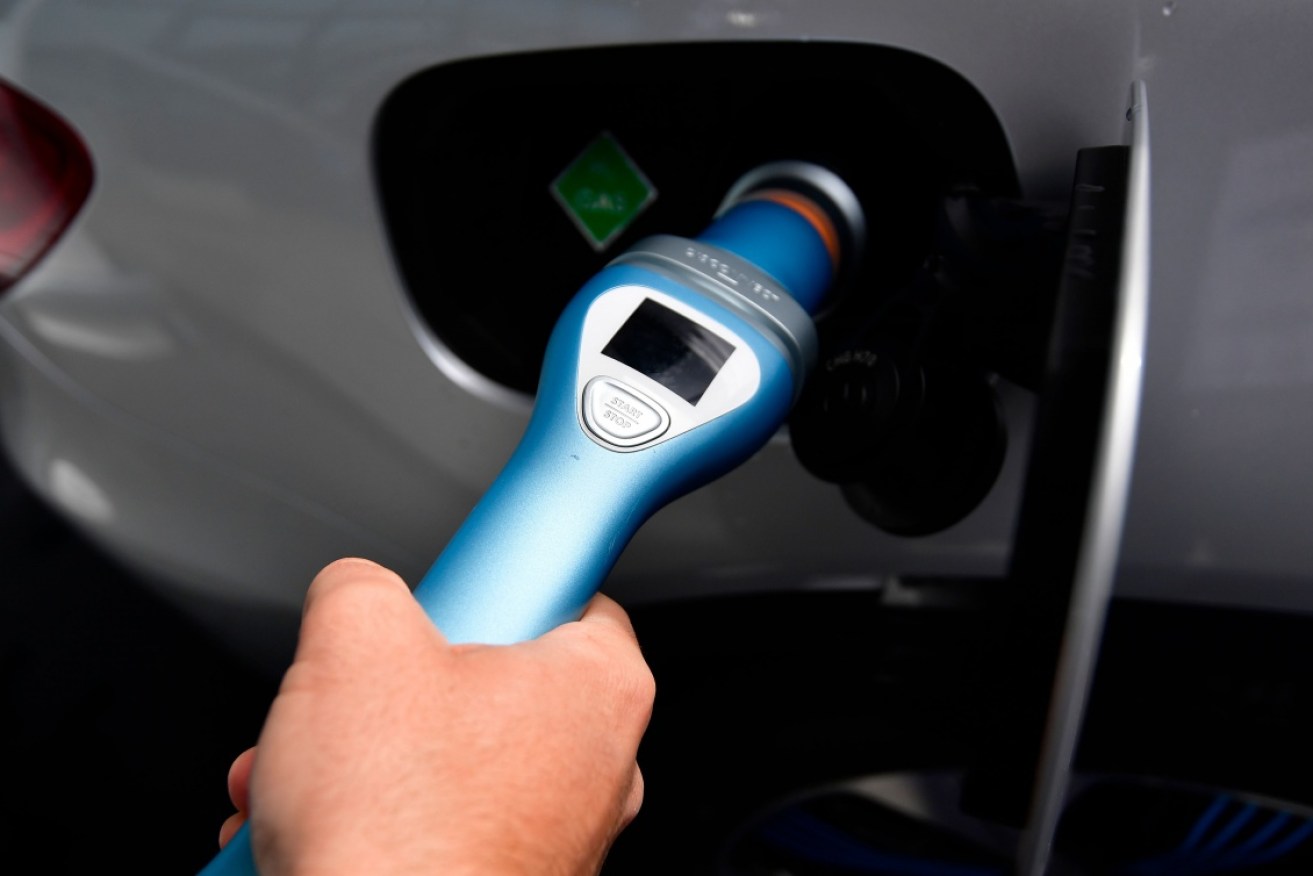Four massive hydrogen refuelling stations between Sydney and Melbourne are set to be built.