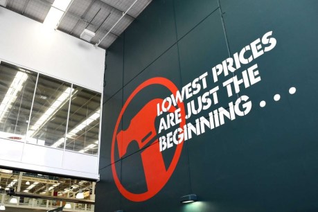 Bunnings reviews &#8216;bank-of-hours&#8217; staffing policy after string of complaints