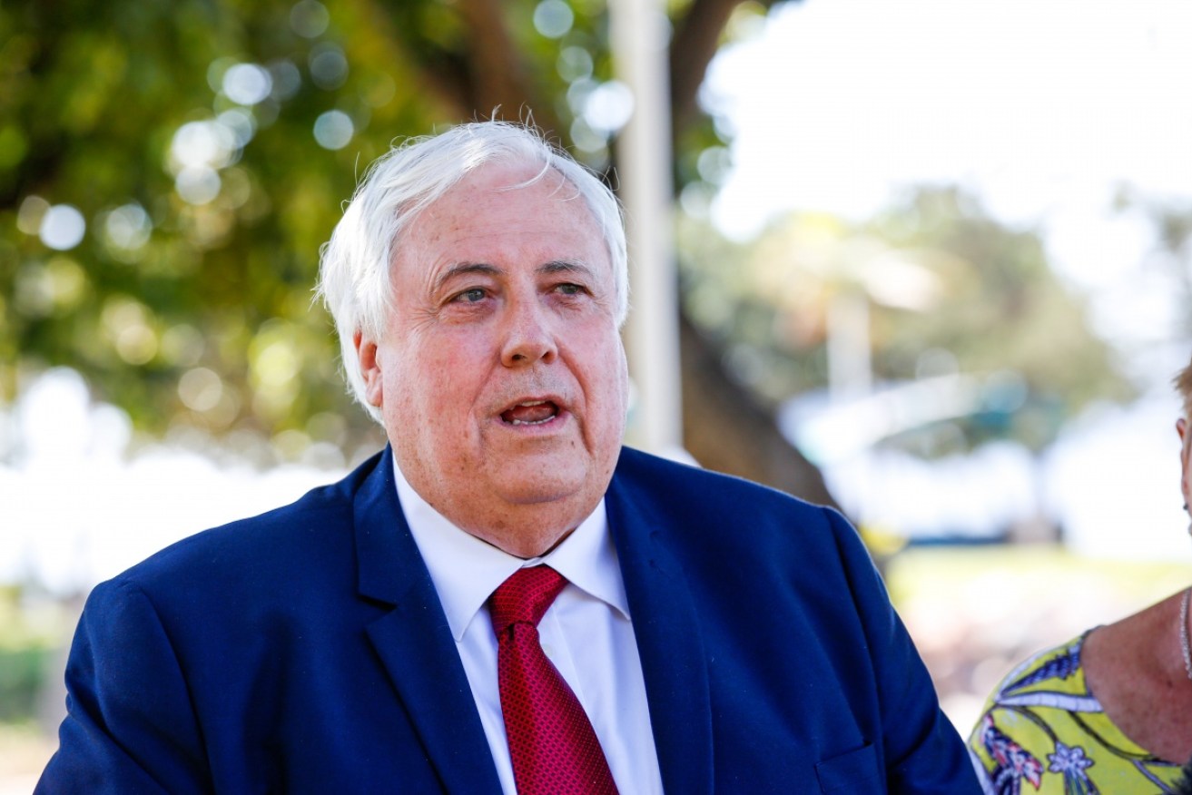 Clive Palmer says he will take the WA government to the High Court if it passes legislation to terminate his legal claim.