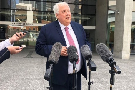 Clive Palmer succeeds in bid to have Supreme Court judge recused from Queensland Nickel case