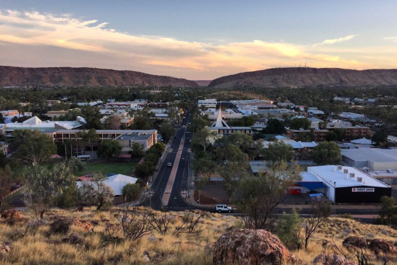 There is a strong Warlipiri community in Alice Springs. Photo: AAP