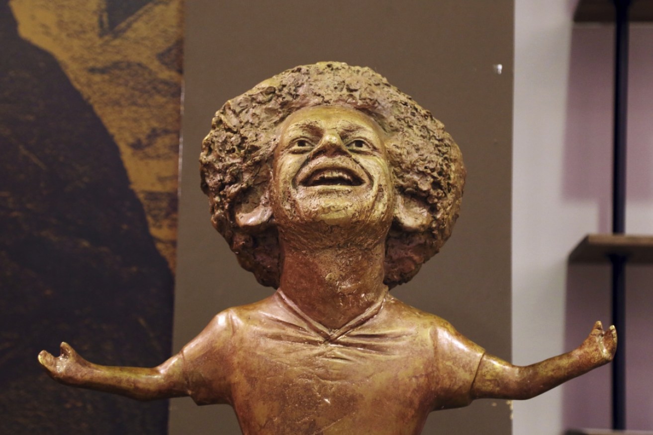 Oh no, that aint Mo'! The now infamous Mo Salah sculpture.