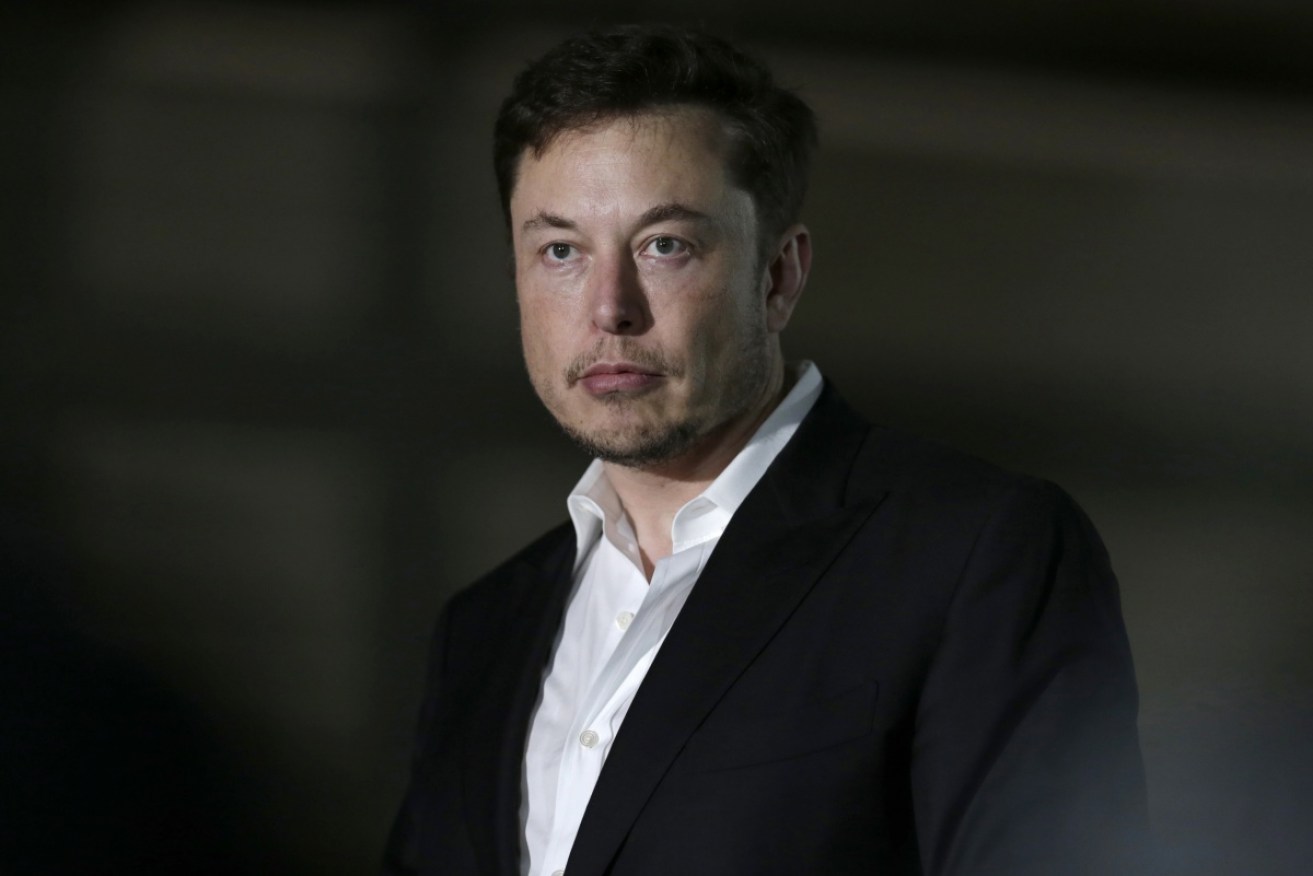 Tesla's Elon Musk has come back from a brief social media hiatus to call for the break-up of online retail giant Amazon.