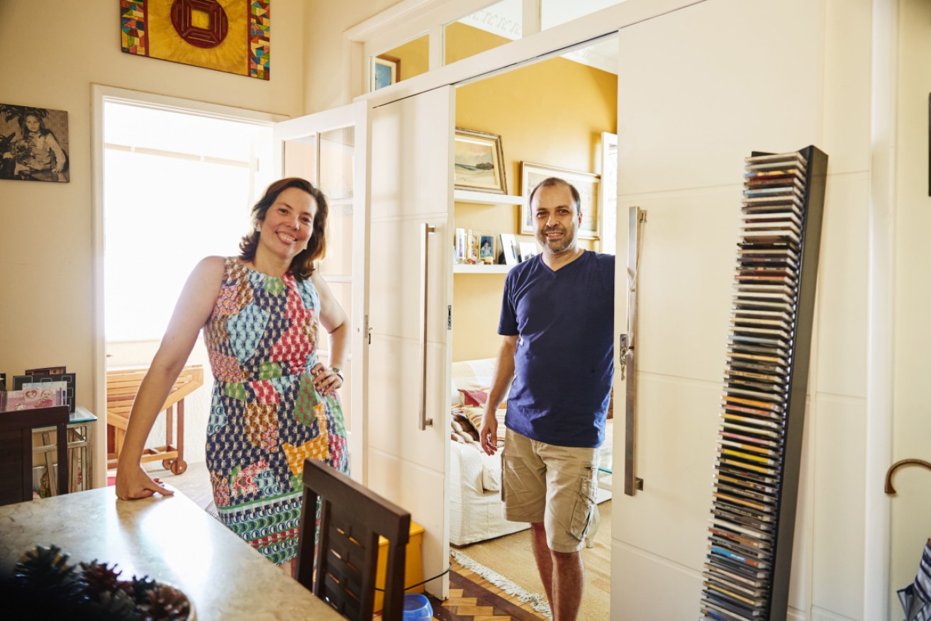 Airbnb makes it simple to earn extra money by putting your extra space to work for you.