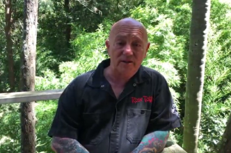 Angry Anderson suffers cardiac arrest, in hospital