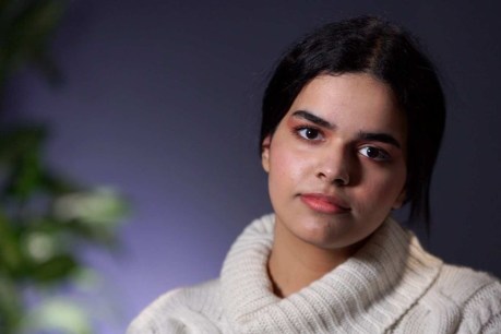 Rahaf Alqunun pledges to use her freedom to campaign for others after being granted asylum in Canada