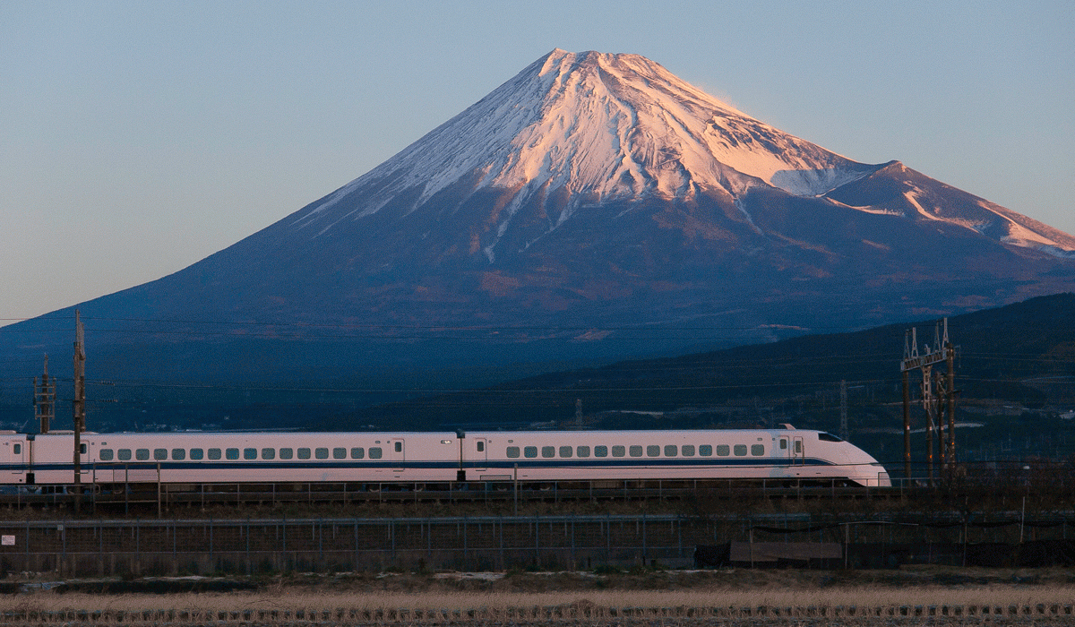 Former CSIRO chief Paul Wild was inspired to push for faster train travel after visiting Japan. 