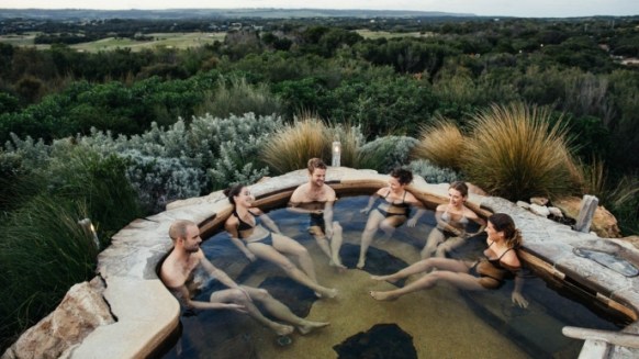 people in Peninsula Hot Springs
