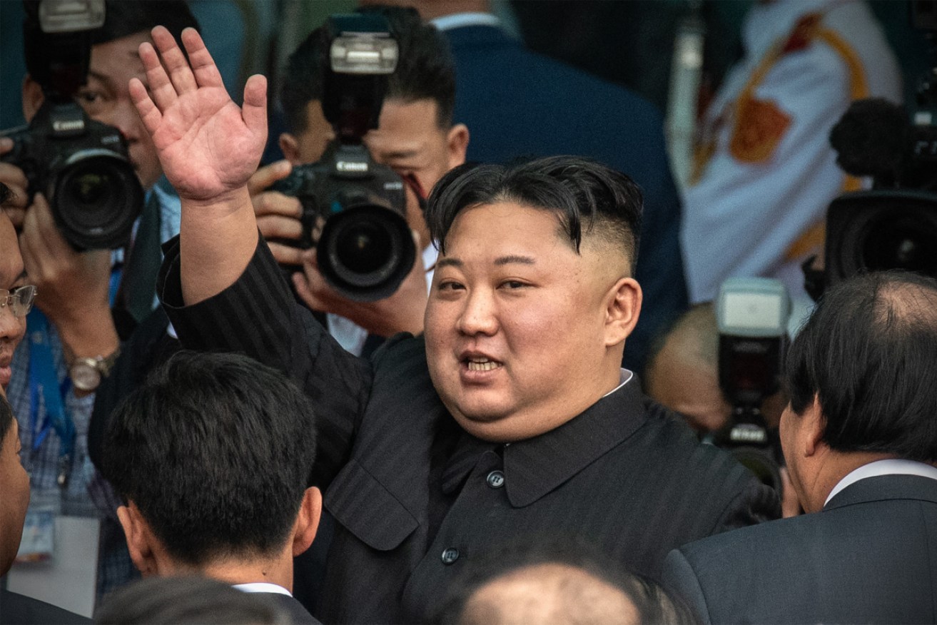 North Korean leader Kim Jong-un has met with tp military officials. 