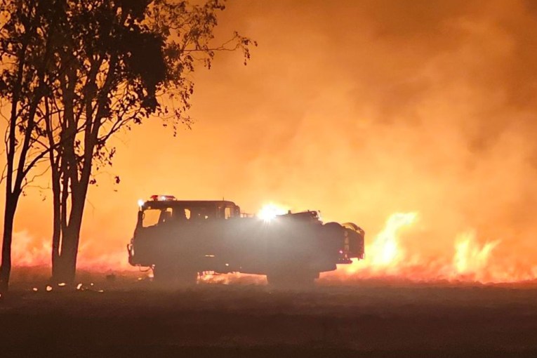 High bushfire risks this summer, experts say