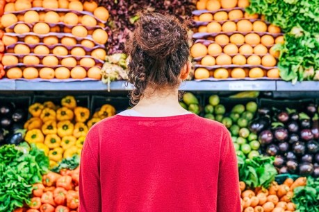 Shoppers slash emissions by grabbing greener groceries