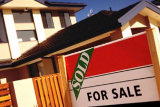 RBA defies speculation on interest rates