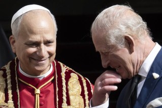 ‘Healing of history’: King, Pope pray together