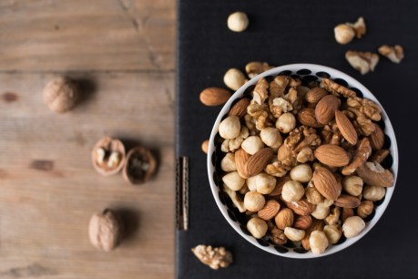 The number of nuts you should eat every day (and why you don&#8217;t need to activate them)
