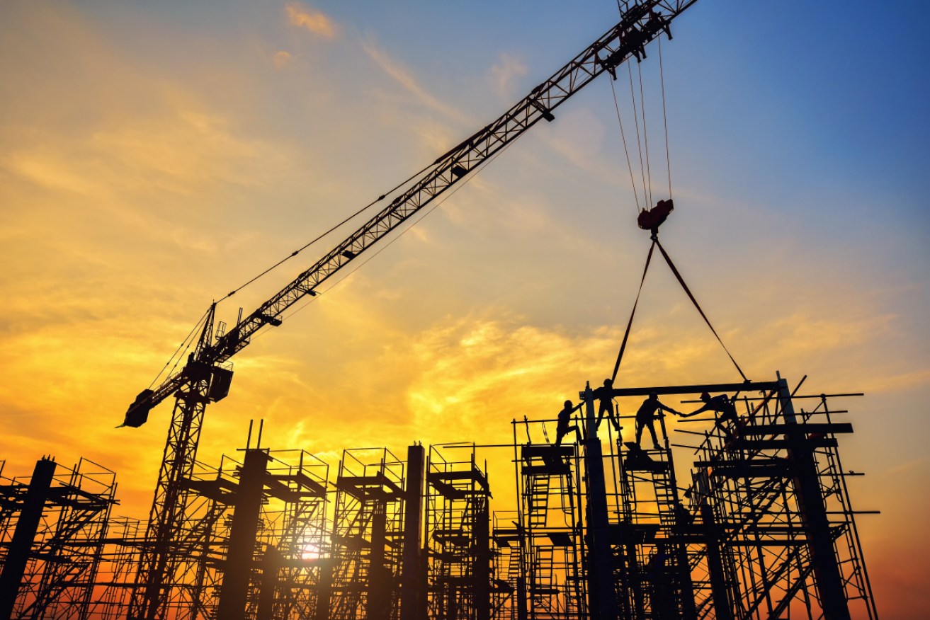 The slowing of supply in the construction industry and the expected boost in demand is expected to raise property prices. 