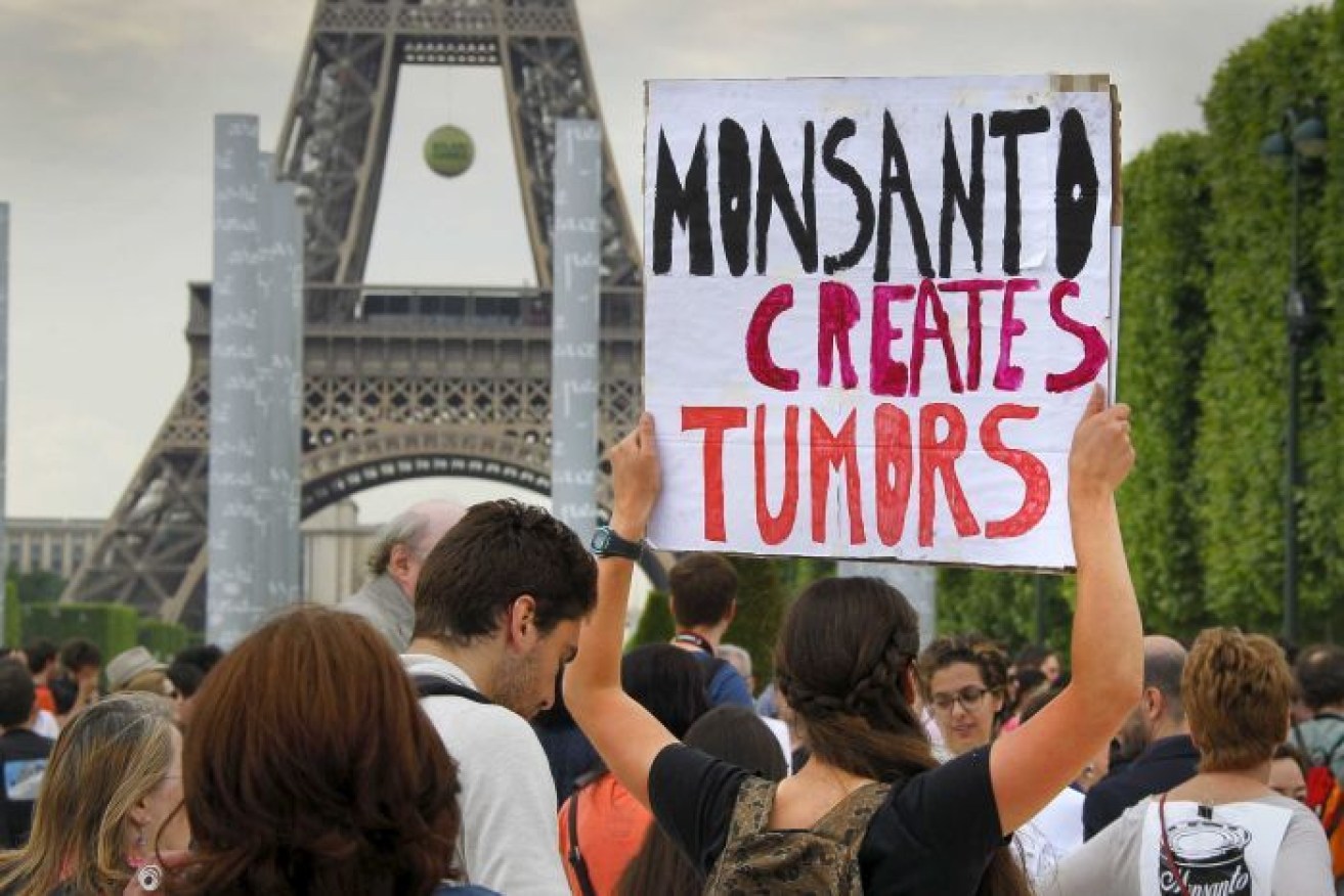 Australia's first legal case against Monsanto has been lodged by a farmer who used Round Up. 