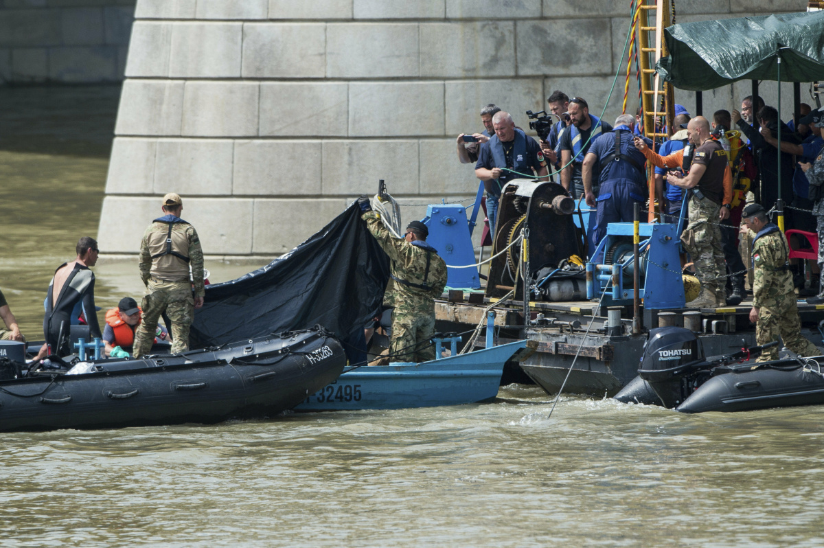Danube tour boat crash death toll now 19 The New Daily
