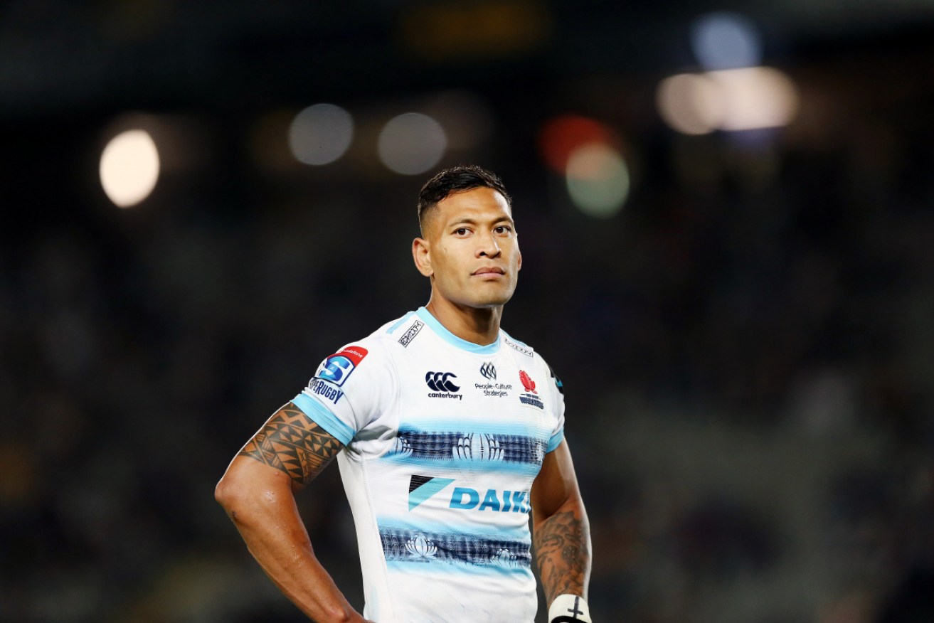 Australian players have thrown their support behind Israel Folau. 