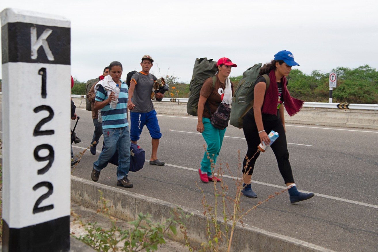 A group of Venezuelan migrants  on the long journey to the US.
