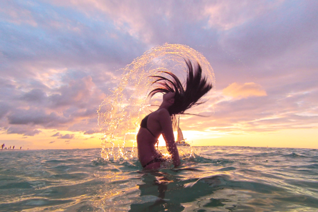 Honeymoon hashtag hell: How social media pressure can ruin a marriage